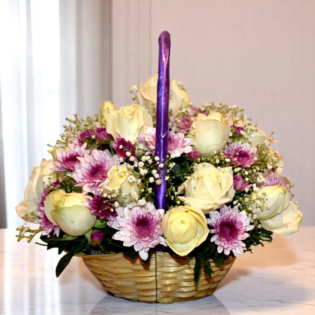 Buy Beautiful flower basket of white roses & purple chrysanthemum at best prices