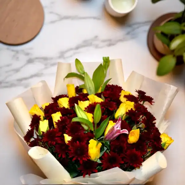 Red velvet Chrysanthemums with yellow Roses hand bouquet - 3