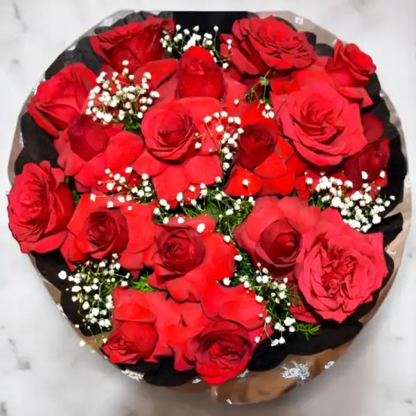 Stunning Red Rose Bouquet at best prices