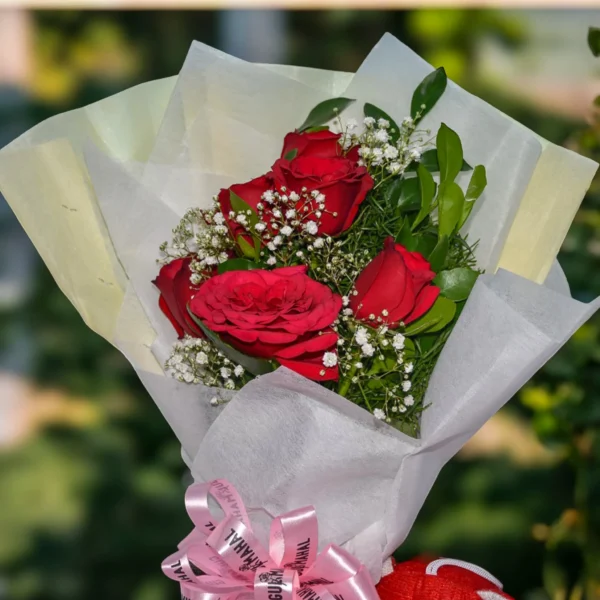 Mini Red Rose Bouquet at best prices