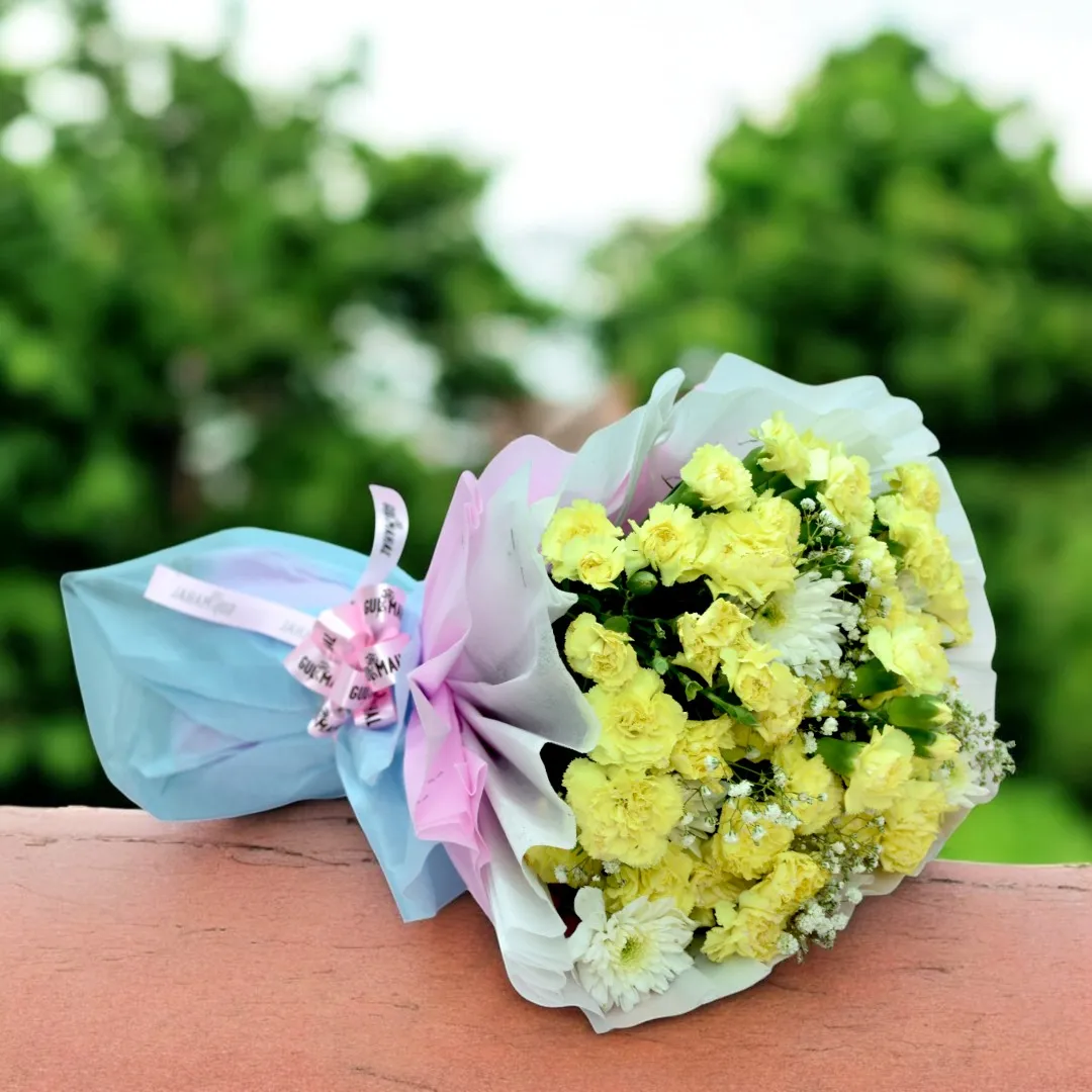 Buy Carnation bouquet online in India