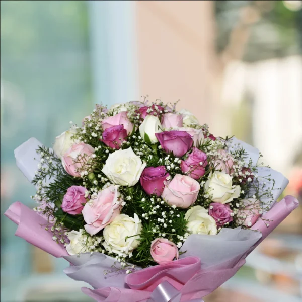 Premium Mixed Rose Bouquet at best prices