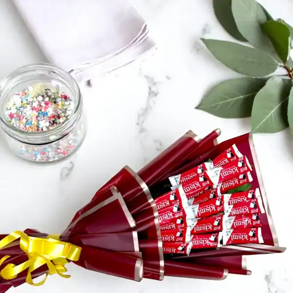 Best Kisme Chocolate bouquet for kiss day