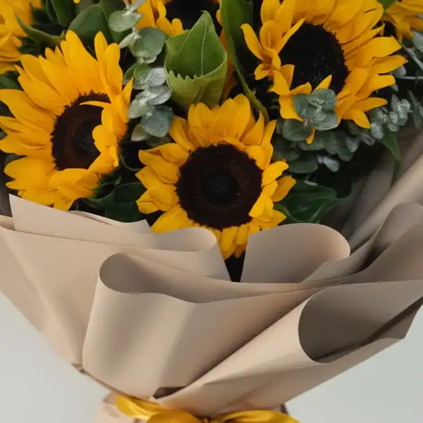 Big Size Sunflower Bouquet Online
