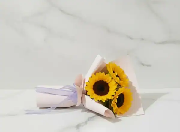 Order Sunflower bouquet online