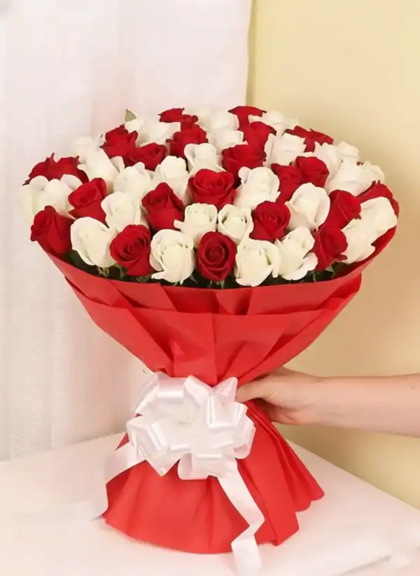 100 red & white roses bouquets. Order now for Christmas