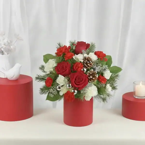 Order Christmas vase at best prices