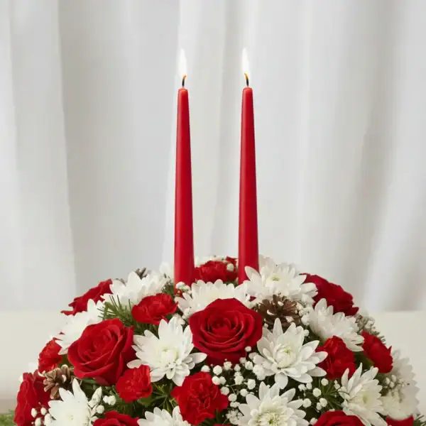 The perfect Christmas Centerpiece made of flowers at best prices