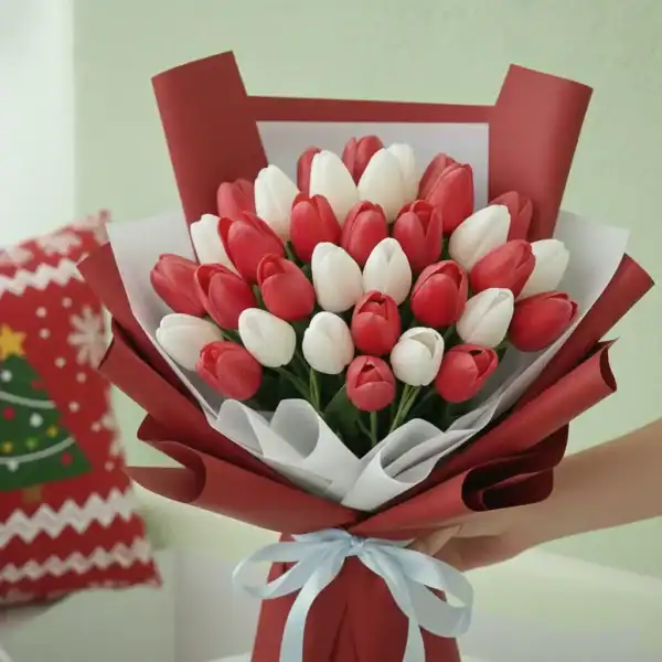 The perfect Red & White Tulips Bouquet