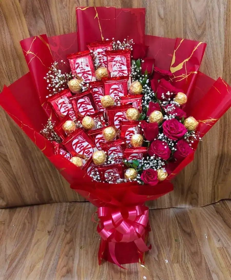 Kitkat and Roses Custom Bouquet